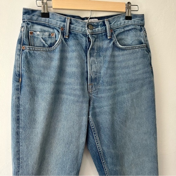 GRLFRND Helena Step Hem High Rise Straight Jean Size 28 - Picture 4 of 9